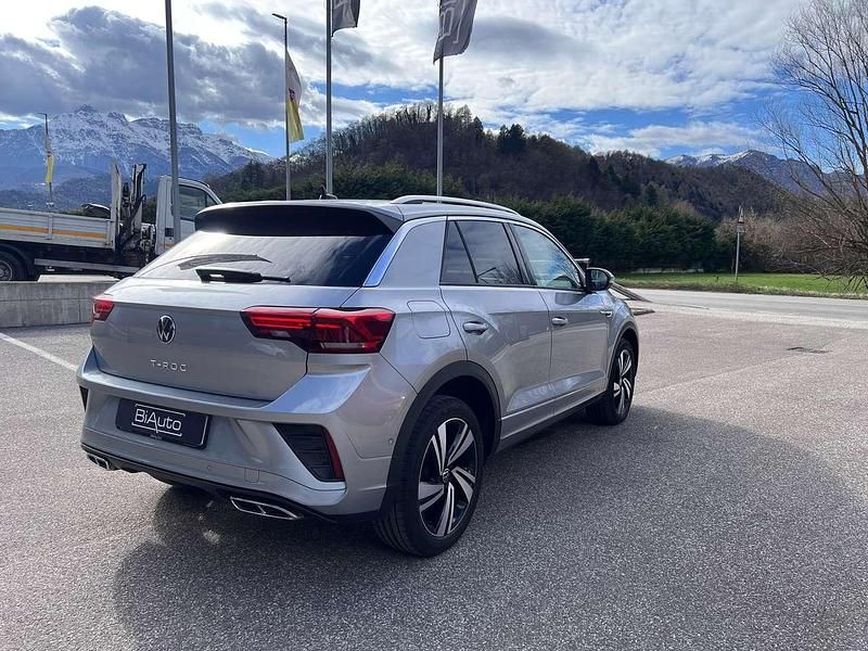 Usata VW T-Roc R-line 110 CV (80 kW) 2022 Grigio SUV