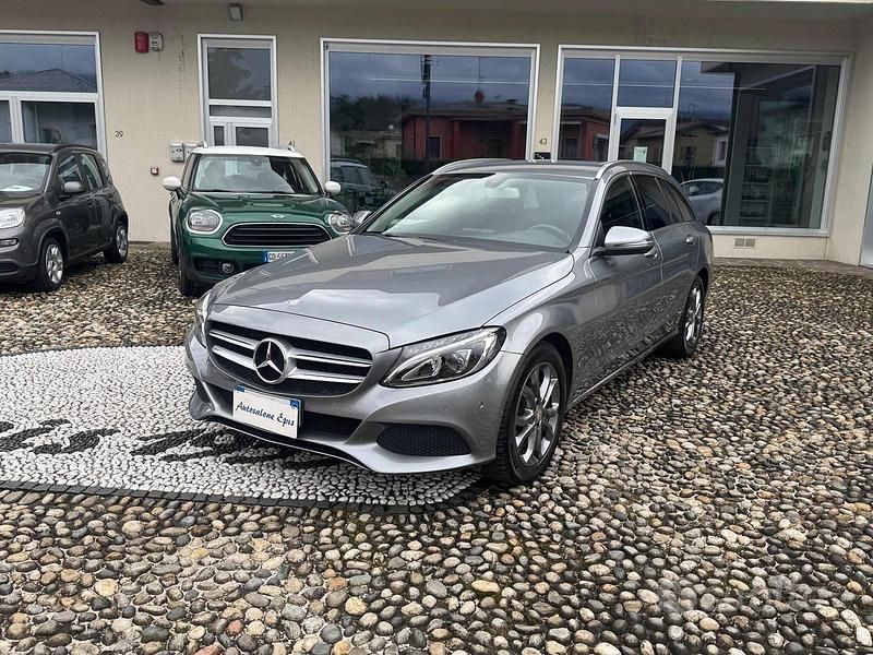 Usata Mercedes C180 Executive 116 CV (85 kW) 2015 Grigio Station wagon