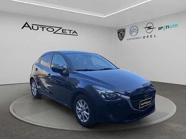 Usata Mazda 2 Exceed 105 CV (77 kW) 2017 Blu Berlina