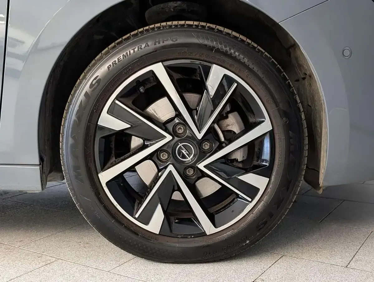 Usata Opel Corsa S 101 CV (74 kW) 2025 Grigio Utilitaria