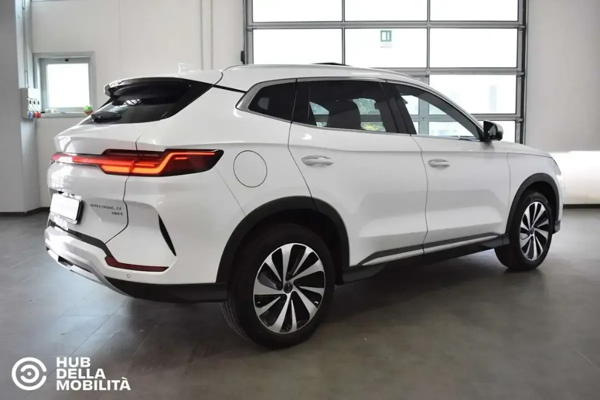 Usata BYD Seal U Boost 98 CV (72 kW) 2025 Bianco SUV