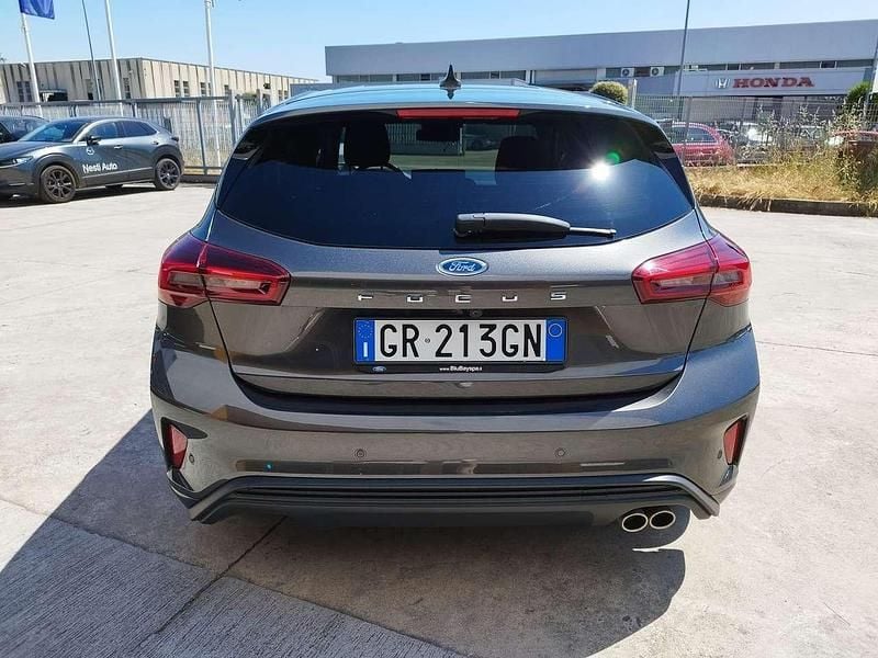 Usata Ford Focus ST-Line 125 CV (91 kW) 2023 Grigio Berlina