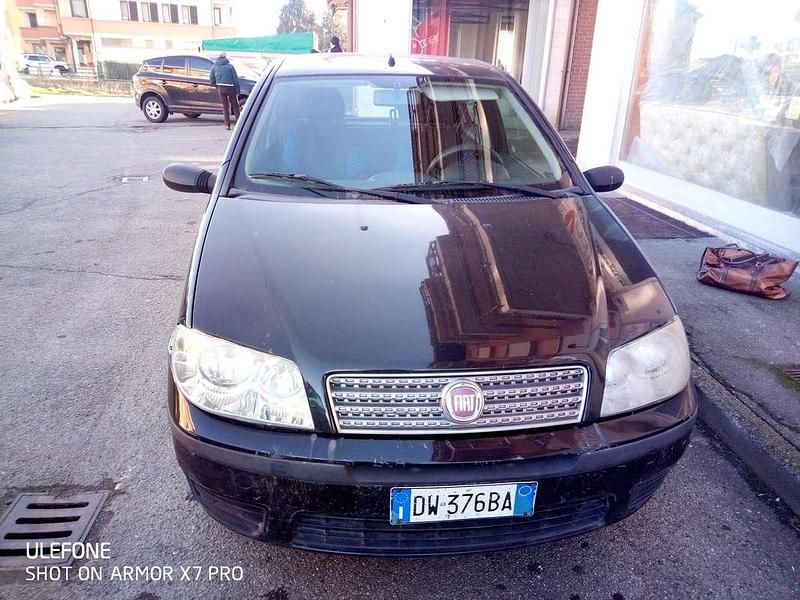 Usata Fiat Punto Active 60 CV (44 kW) 2009 Nero Utilitaria