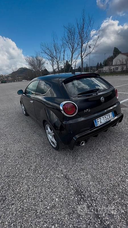 Usata Alfa Romeo MiTo 120 CV (88 kW) 2014 Nero Utilitaria