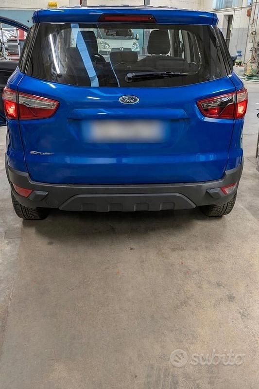 Usata Ford Ecosport Titanium 111 CV (81 kW) 2017 Blu SUV