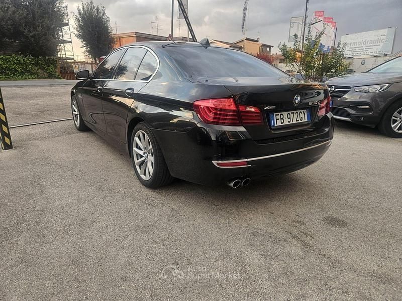 Usata BMW 530 Luxury Line 258 CV (189 kW) 2015 Nero Berlina