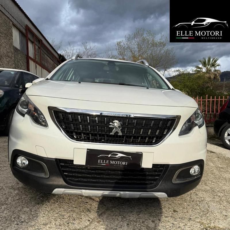 Usata Peugeot 2008 S 101 CV (74 kW) 2019 Bianco SUV
