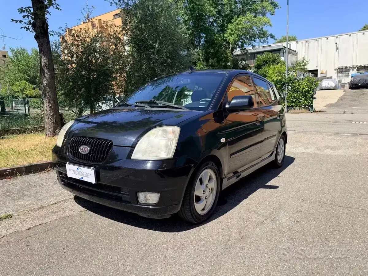 Usata Kia Picanto 75 CV (55 kW) 2007 Nero Utilitaria