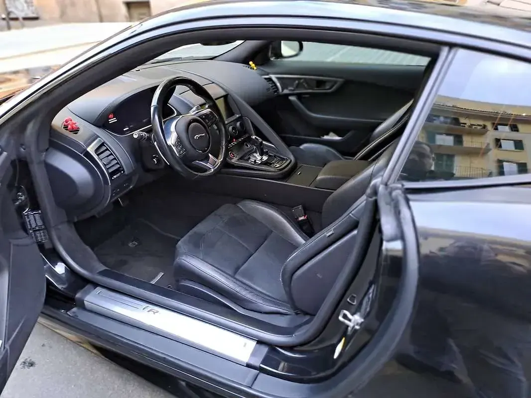 Usata Jaguar F-Type R-Dynamic 300 CV (220 kW) 2022 Coupé