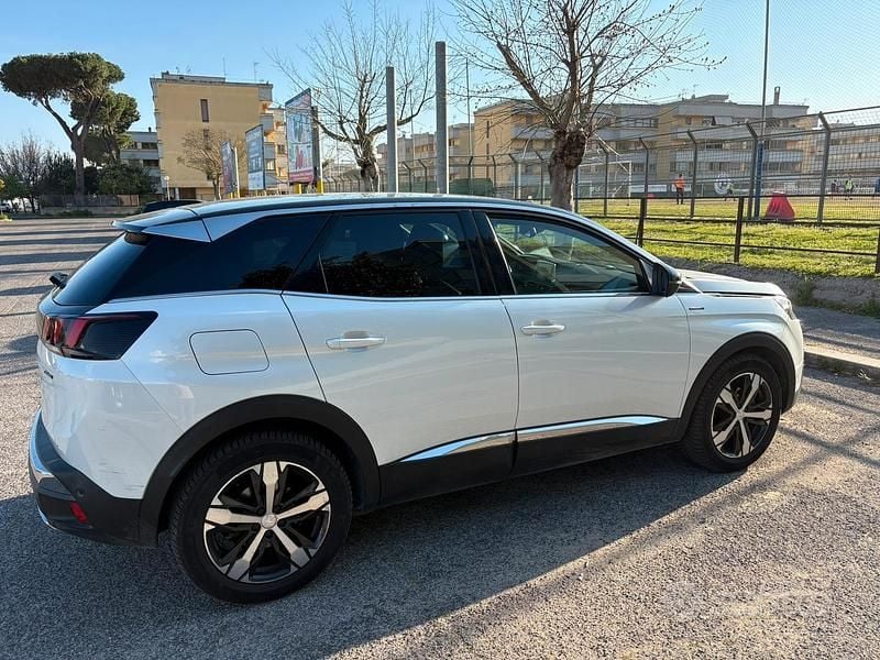 Usata Peugeot 3008 GT-line 120 CV (88 kW) 2019 Bianco SUV