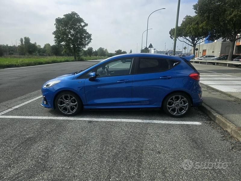 Usata Ford Fiesta ST-Line 100 CV (73 kW) 2019 Blu Utilitaria