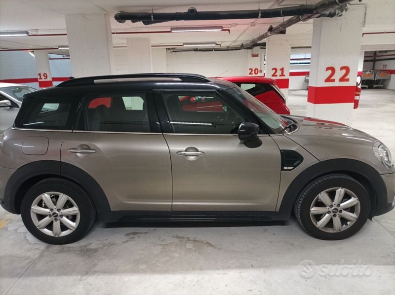 Usata Mini Countryman 136 CV (100 kW) 2020 Grigio SUV