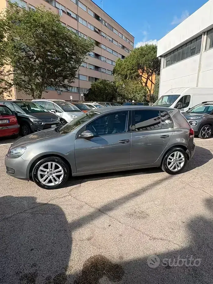 Usata VW Golf VII 105 CV (77 kW) 2012 Grigio Berlina