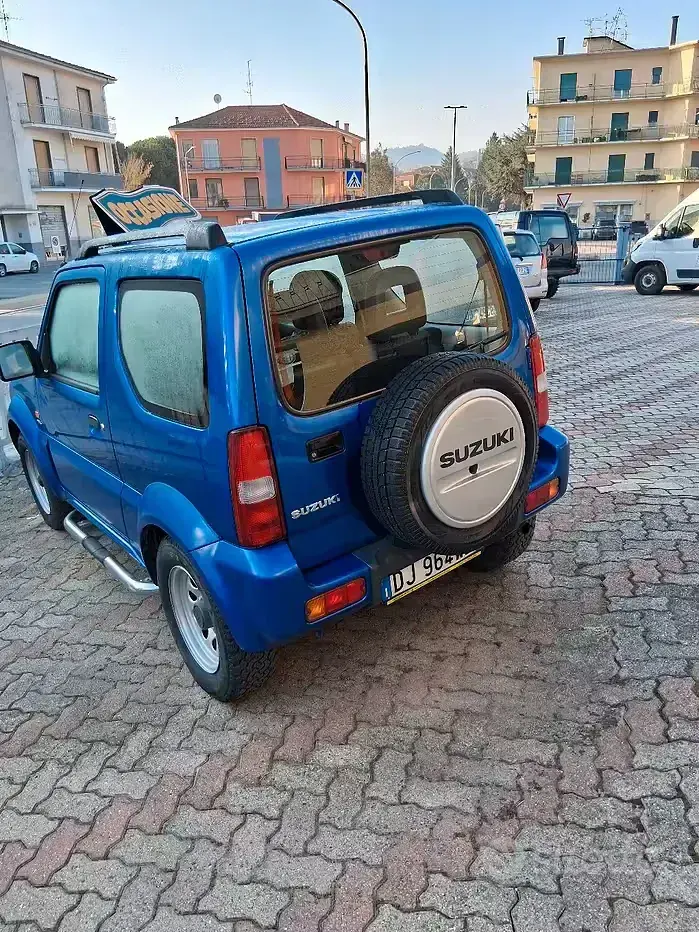 Usata Suzuki Jimny 2009 Blu SUV