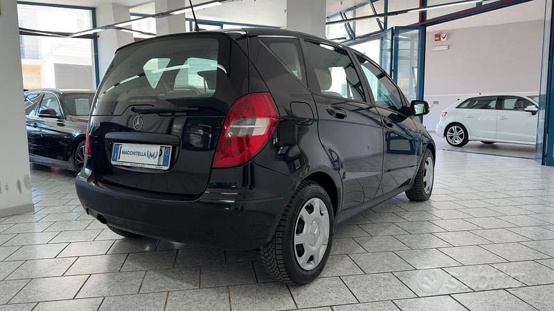 Usata Mercedes A160 442 CV (325 kW) 2010 Nero Berlina