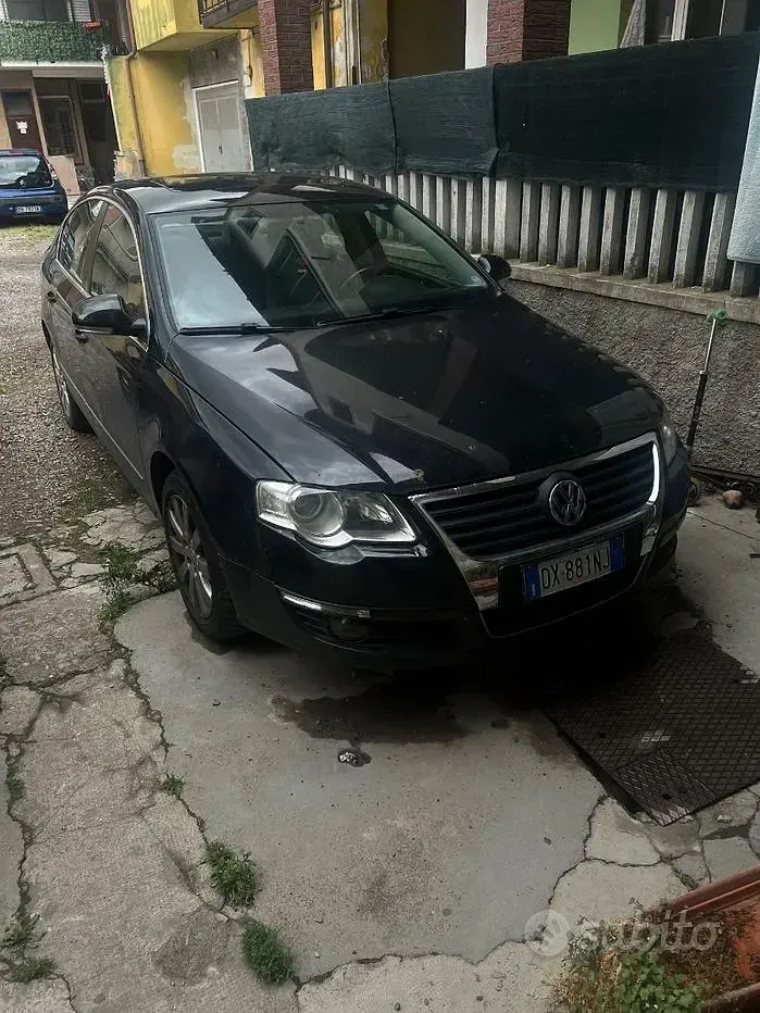 Usata VW Passat 150 CV (110 kW) 2010 Berlina