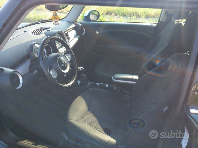 Usata Mini Cooper Coupé 120 CV (88 kW) 2008 Verde Coupé