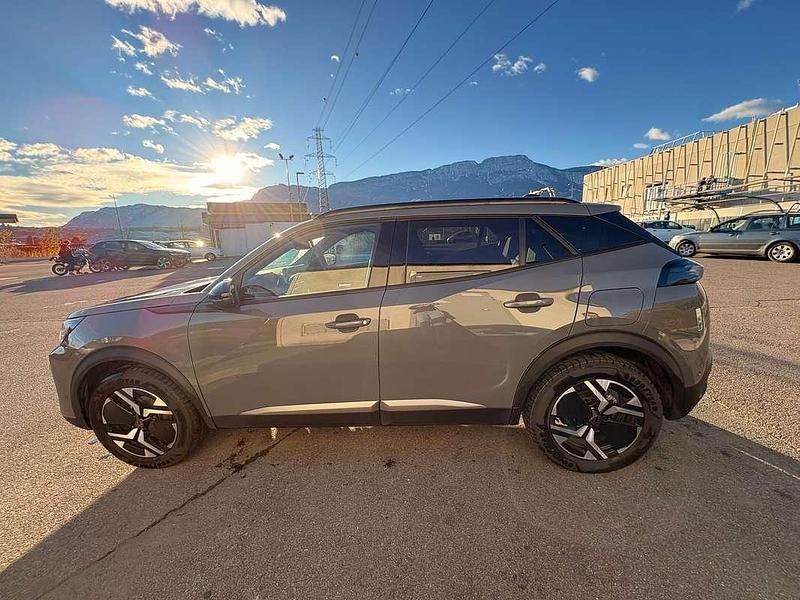 Usata Peugeot 2008 Allure 131 CV (96 kW) 2025 Grigio SUV