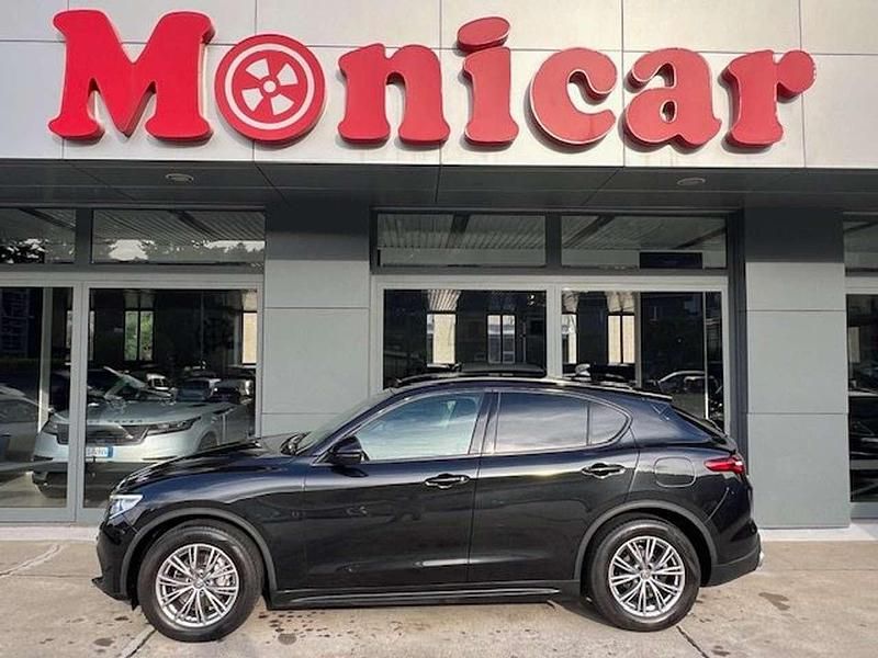 Usata Alfa Romeo Stelvio Business 190 CV (139 kW) 2021 Nero SUV