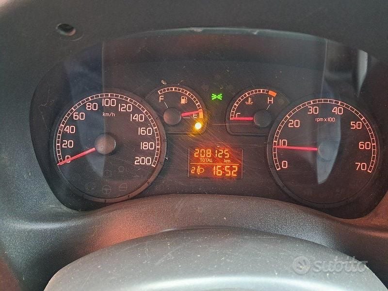 Usata Fiat Doblò 2007 Bianco Monovolume