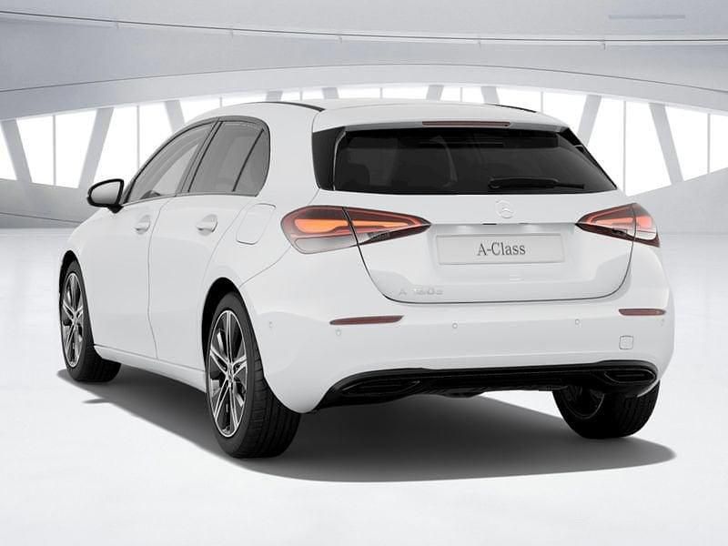 Nuova Mercedes A180 Progressive 116 CV (85 kW) 2026 Bianco Utilitaria