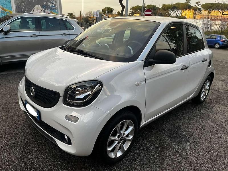 Usata Smart ForFour Passion 71 CV (52 kW) 2017 Bianco Utilitaria