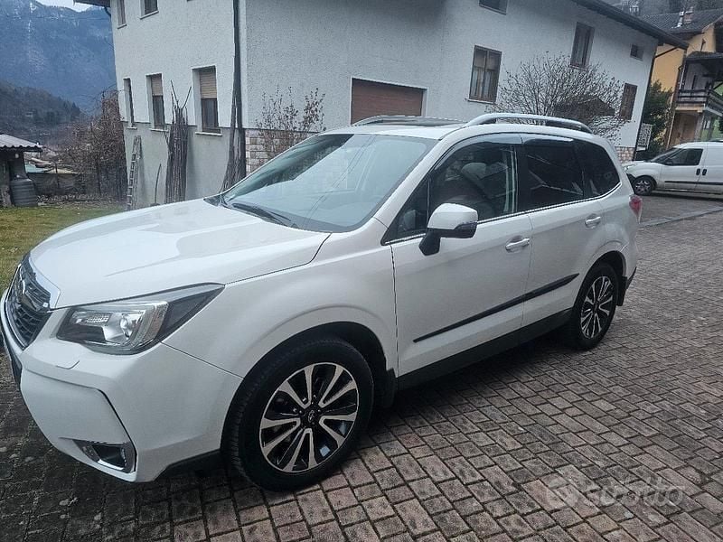 Usata Subaru Forester 147 CV (108 kW) 2018 Bianco SUV