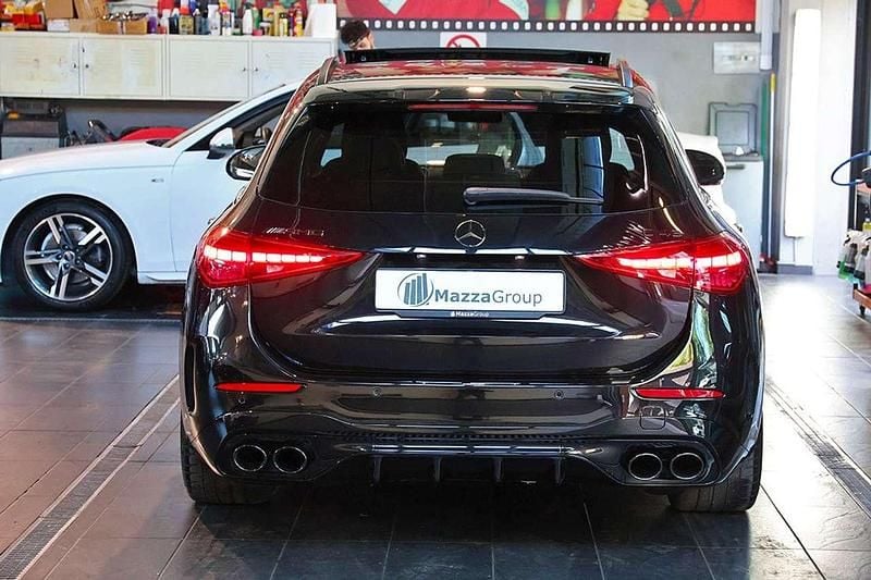 Begagnad Mercedes C43 AMG Premium Plus 408 HK (300 kW) 2023 Svart Kombi
