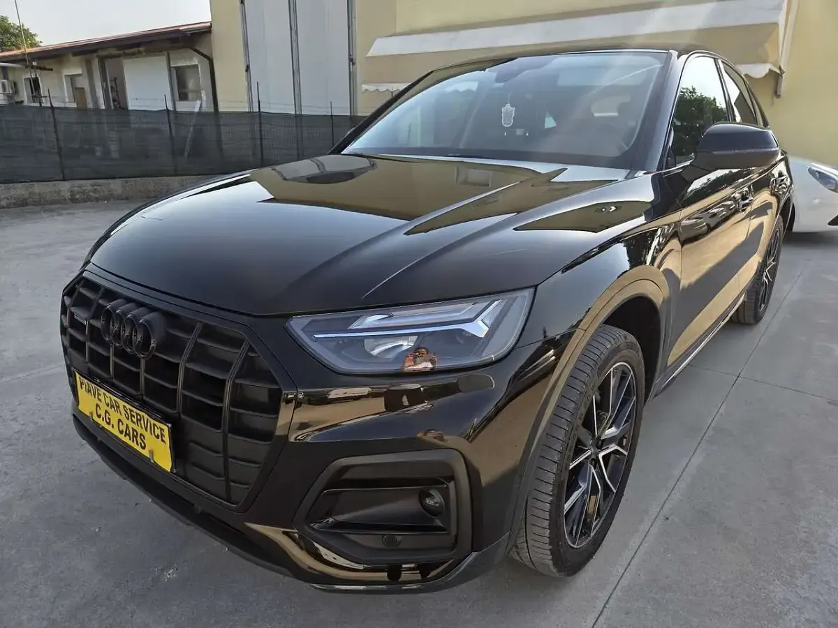 Usata Audi Q5 Sportback Advanced 204 CV (150 kW) 2023 Nero SUV