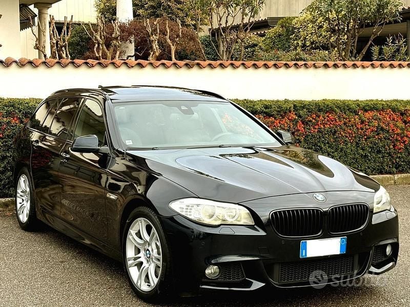 Usata BMW 520 M Sport 183 CV (134 kW) 2013 Blu Station wagon