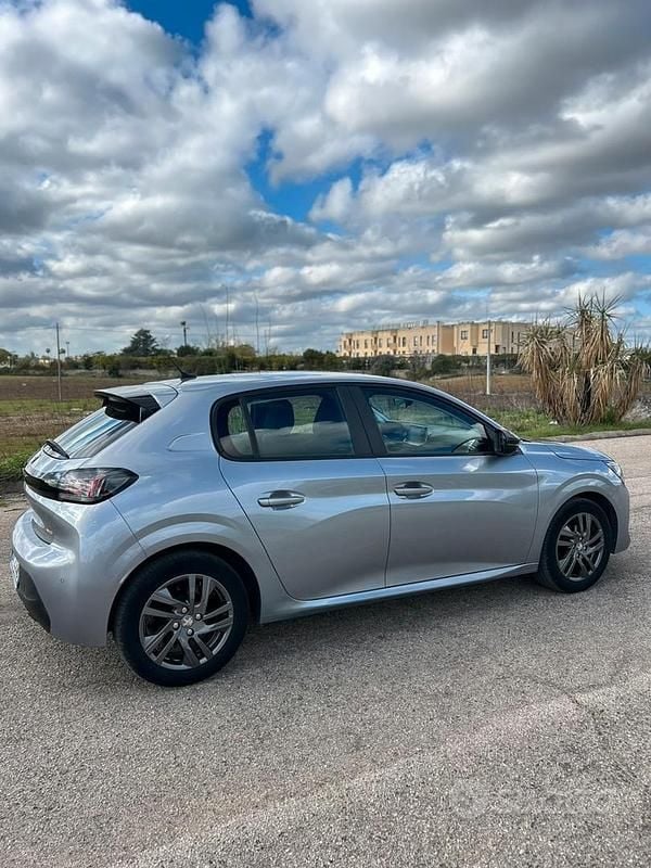 Usata Renault 19 2022 Grigio Berlina