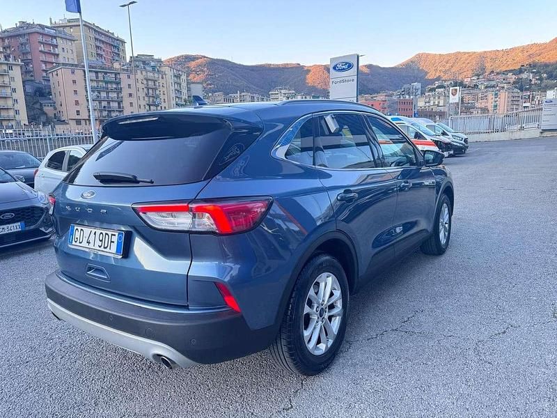 Usata Ford Kuga Titanium 120 CV (88 kW) 2021 Blu/azzurro SUV