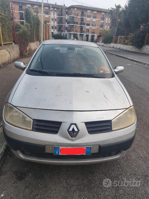 Usata Renault Mégane II 100 CV (73 kW) 2005 Berlina