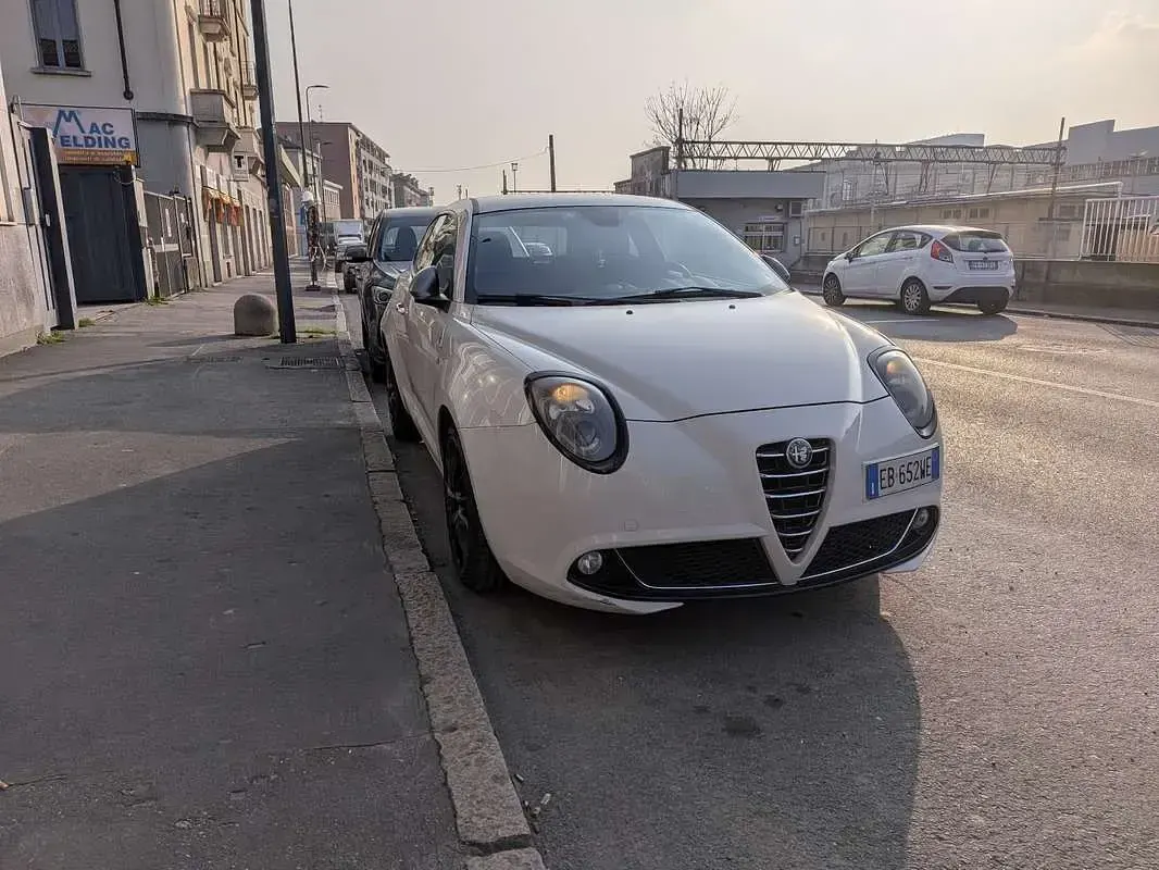 Usata Alfa Romeo MiTo Premium 170 CV (125 kW) 2010 Utilitaria