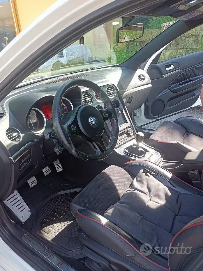 Usata Alfa Romeo 159 Ti 120 CV (88 kW) 2011 Bianco Station wagon