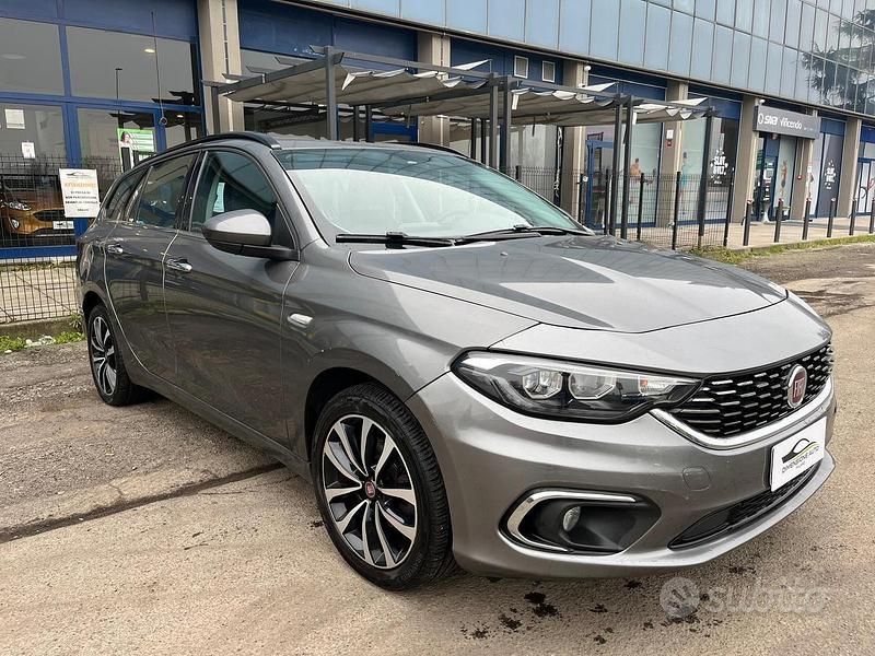 Occasion Fiat Tipo 120 ch (88 kW) 2017 Gris Break