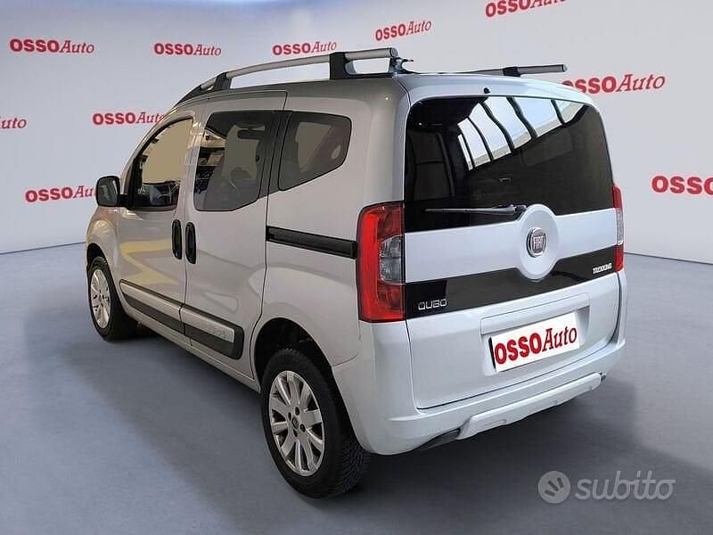 Usata Fiat Qubo Trekking 95 CV (69 kW) 2012 Grigio Monovolume