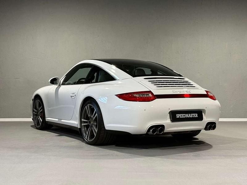 Usata Porsche 997 385 CV (283 kW) 2009 Bianco carrara Cabrio