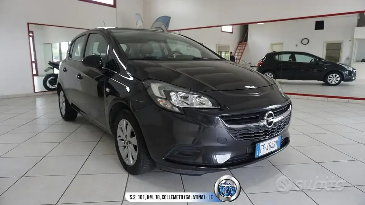 Usado Opel Corsa Cosmo 90 HP (66 kW) 2016 Preto Citadino