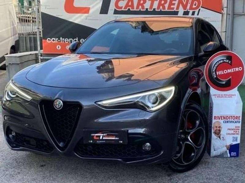 Grigio Usata 2022 Alfa Romeo Stelvio Veloce SUV | 30.990 € (Ottimo prezzo) - Immagine 1/4