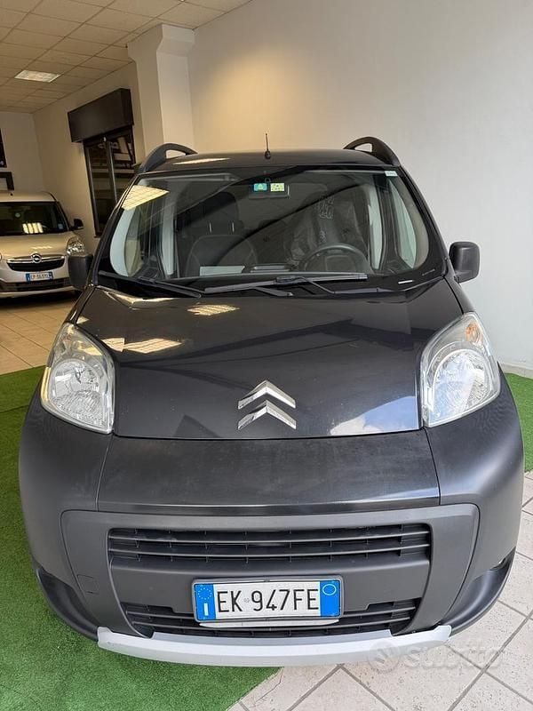Usata Citroën Nemo XTR 75 CV (55 kW) 2011 Nero Monovolume