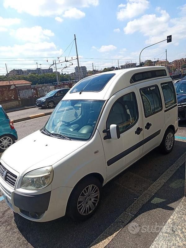 Usata Fiat Doblò 75 CV (55 kW) 2007 Bianco Monovolume