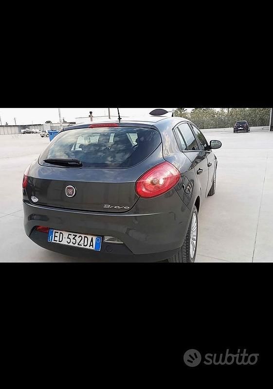 Usata Fiat Bravo Emotion 105 CV (77 kW) 2009 Marrone Utilitaria