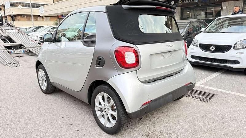 Usata Smart ForTwo Cabrio Passion 90 CV (66 kW) 2018 Argento Cabrio