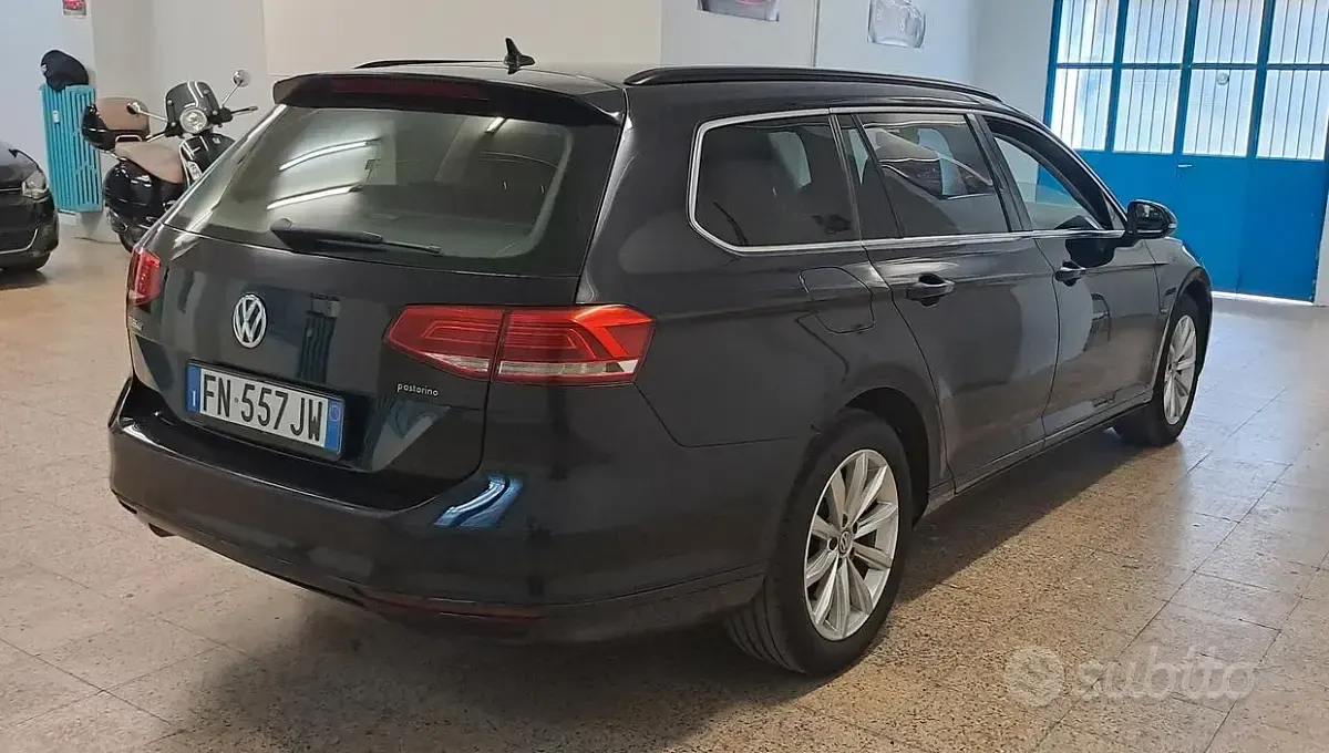 Usata VW Passat Business 120 CV (88 kW) 2018 Nero Station wagon