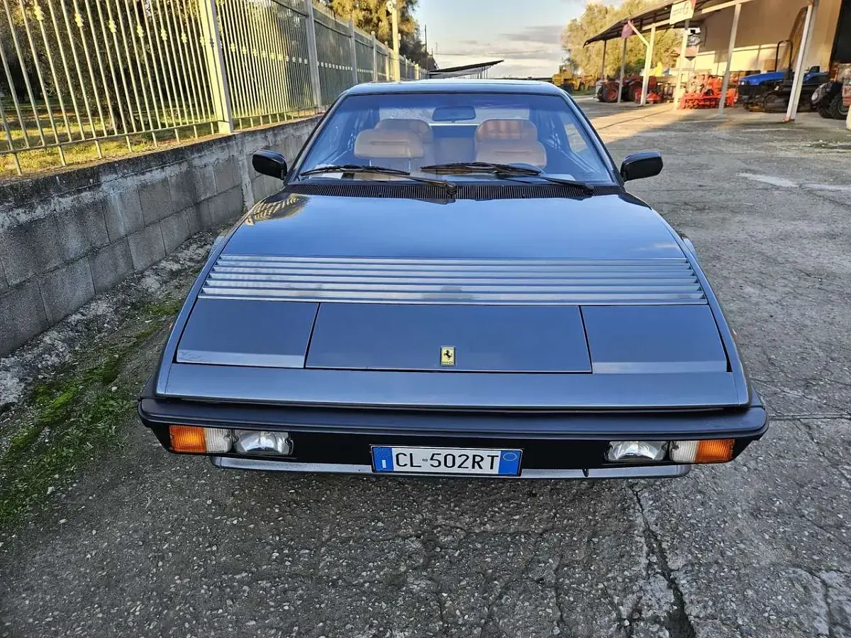 Usata Ferrari Mondial 241 CV (177 kW) 1982 Grigio Coupé