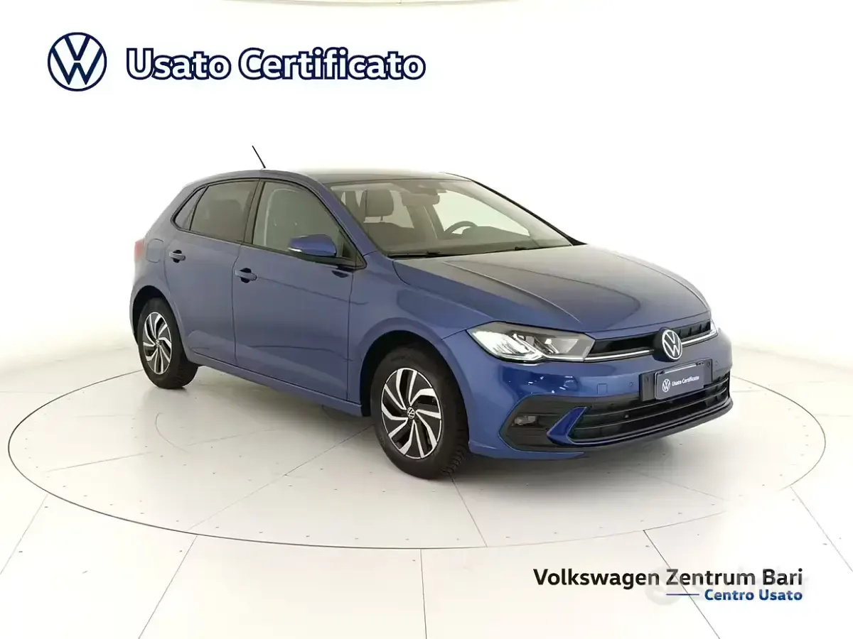 Usata VW Polo Life 80 CV (58 kW) 2023 Blu Utilitaria