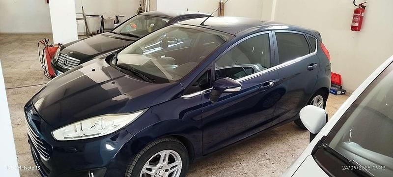Usata Ford Fiesta Titanium 75 CV (55 kW) 2014 Berlina