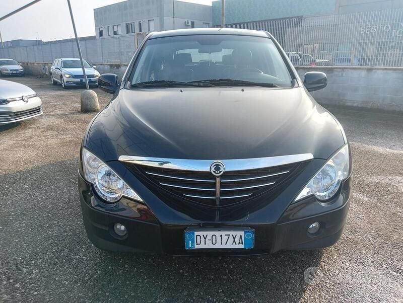 Nero Usata 2009 Ssangyong Actyon SUV | 3800 € (Cara) - Immagine 1/4