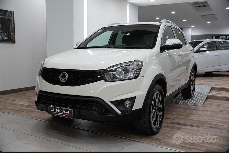 Bianco Usata 2017 Ssangyong (KGM) Korando Limited SUV | 9500 € (Buon prezzo) - Immagine 1/4
